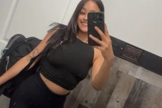 😍😘😛Probably the funniest person you’ll match with today whatsapp 213-4 58-4523🤩😍😘 - Image 1